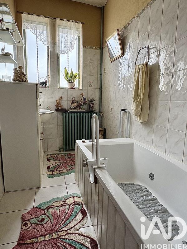 Maison - 170 m² - 7 pièces