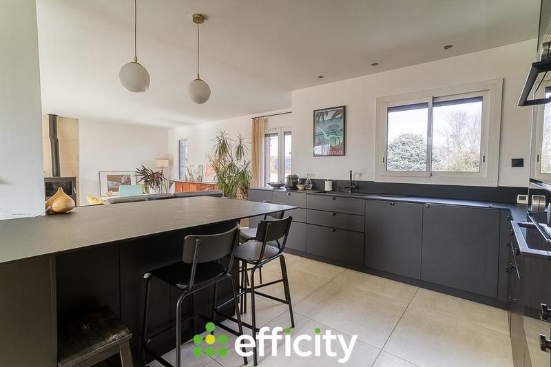 Pavillon - 120 m² - 5 pièces