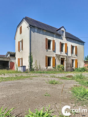 Maison ancienne - 800 m² - 8 pièces