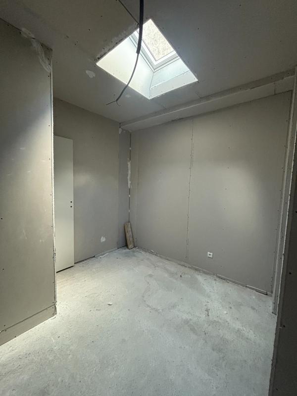 Appartement - 64 m² - 4 pièces