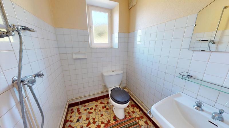 Maison - 166 m² - 7 pièces