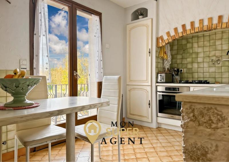 Maison - 105 m² - 5 pièces