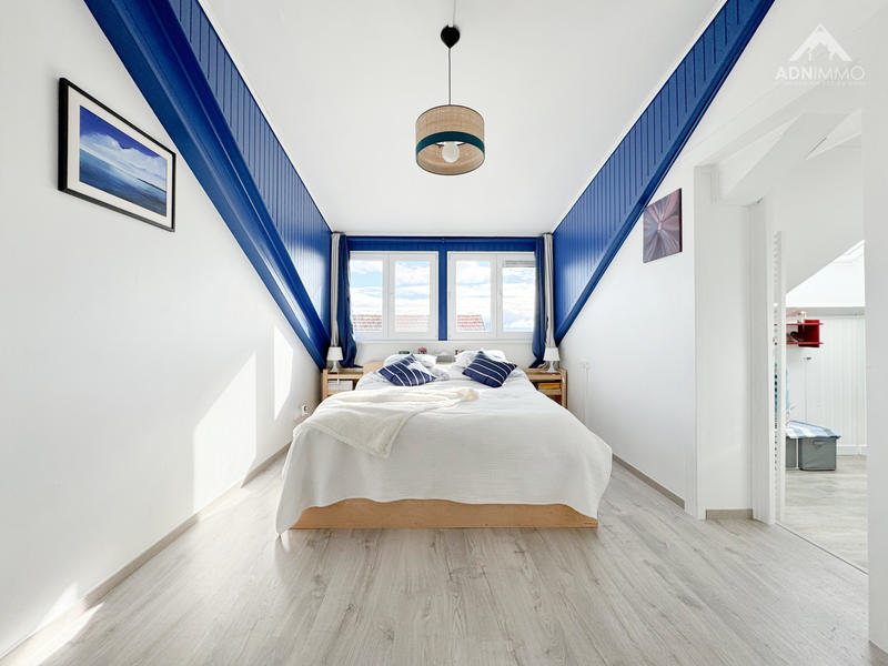 Maison - 198 m² - 5 pièces