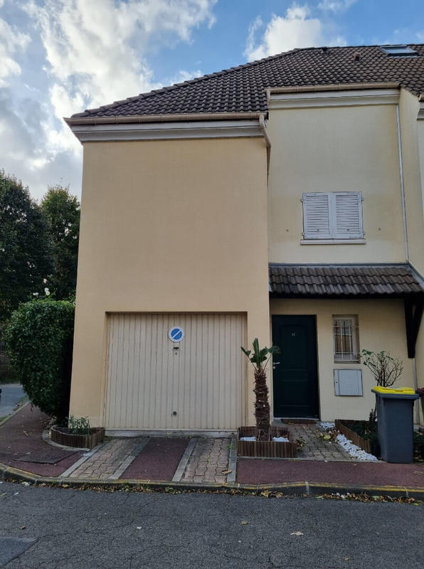 Maison de ville - 80 m² - 4 pièces