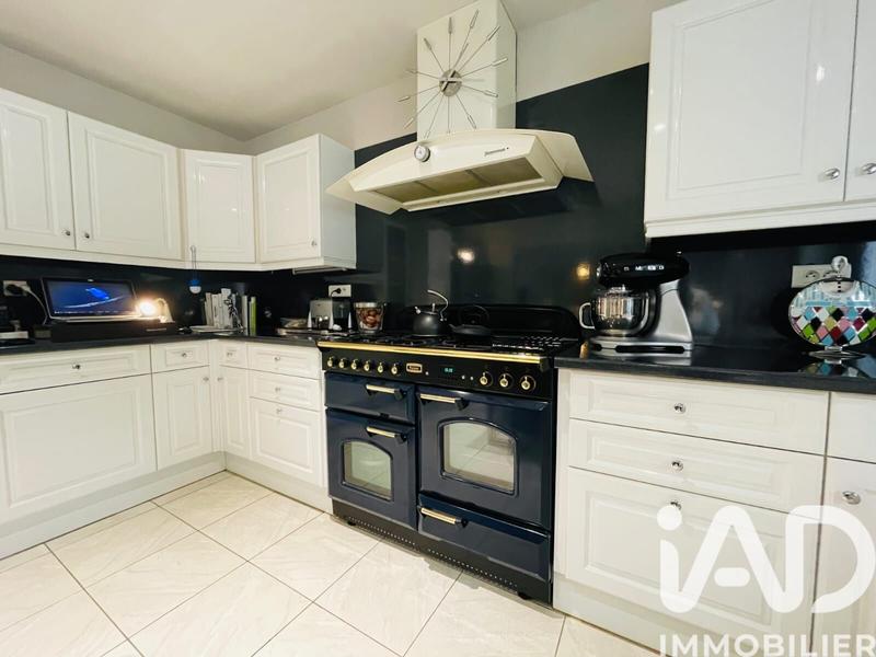 Maison - 138 m² - 5 pièces