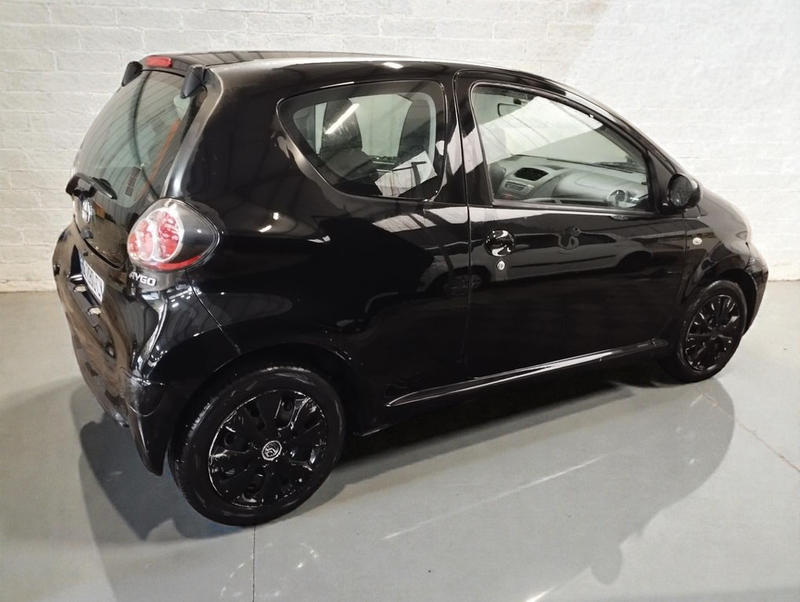 Toyota Yaris 1.0 Vvt-I 68 Limited Edition 3p