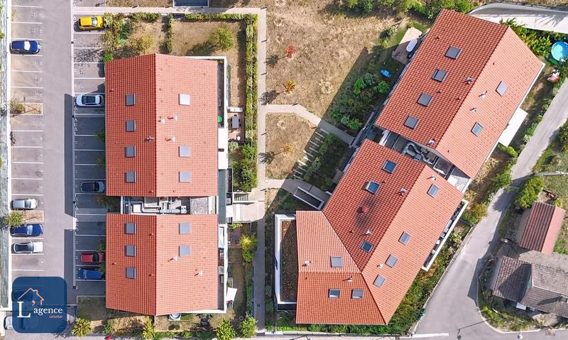 Duplex - 121 m² - 4 pièces