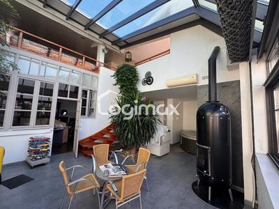 Maison - 200 m² - 5 pièces