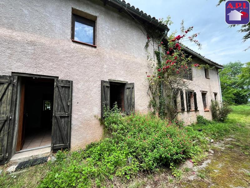 Maison - 202 m² - 6 pièces