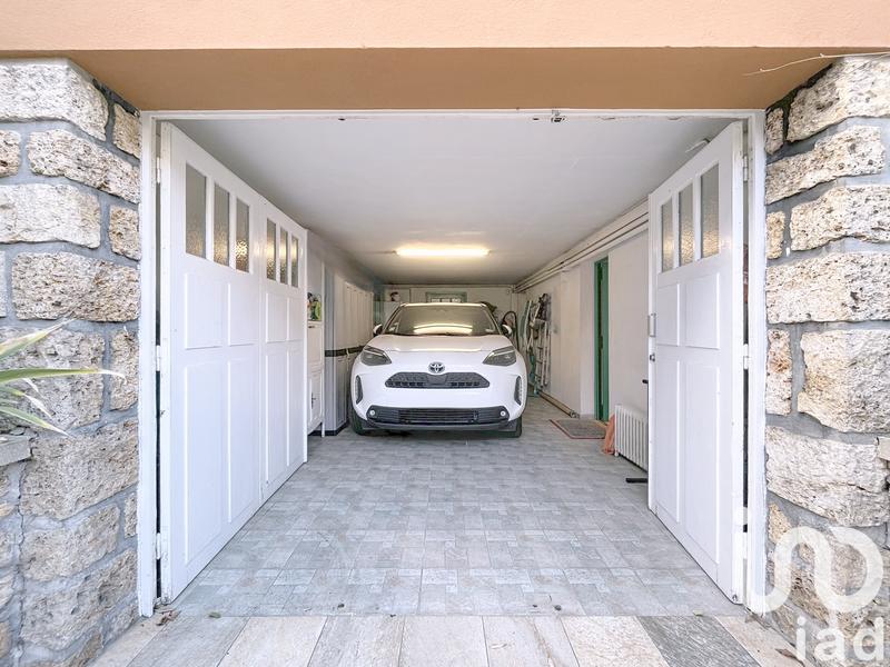 Maison - 164 m² - 9 pièces