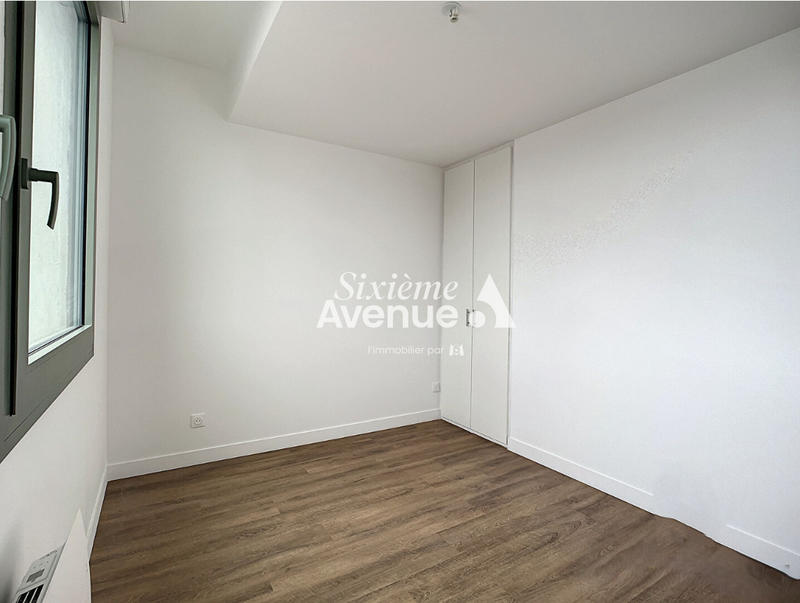 Appartement - 110 m² - 4 pièces