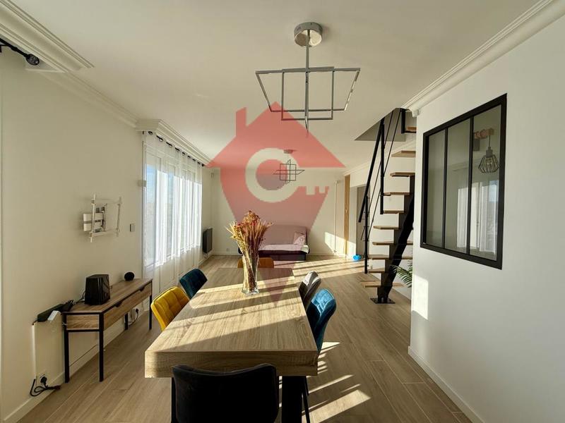 Maison - 115 m² - 5 pièces