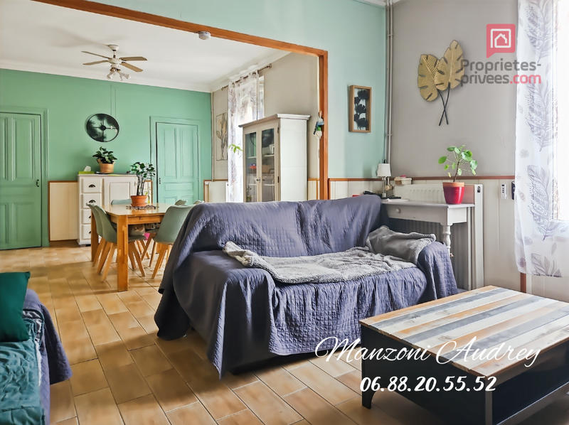 Maison - 96 m² - 5 pièces