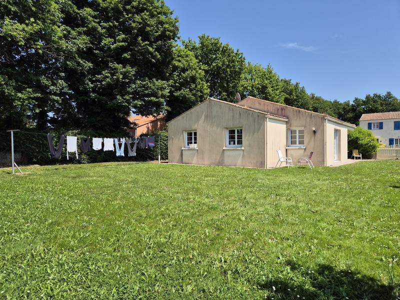 Maison - 90 m² - 4 pièces