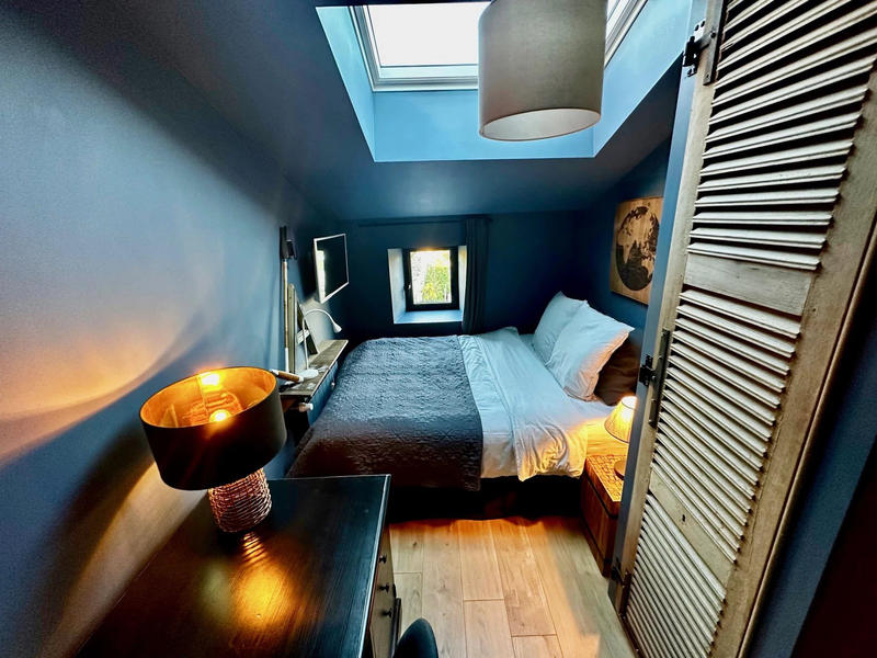 Maison - 207 m² - 9 pièces