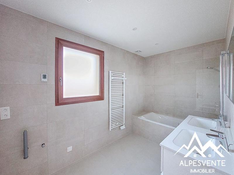 Maison - 117 m² - 6 pièces