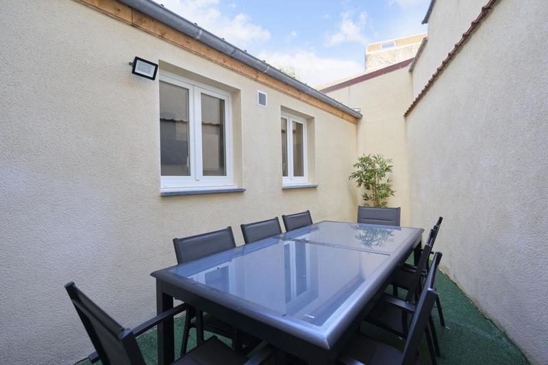 Maison - 179 m² - 11 pièces