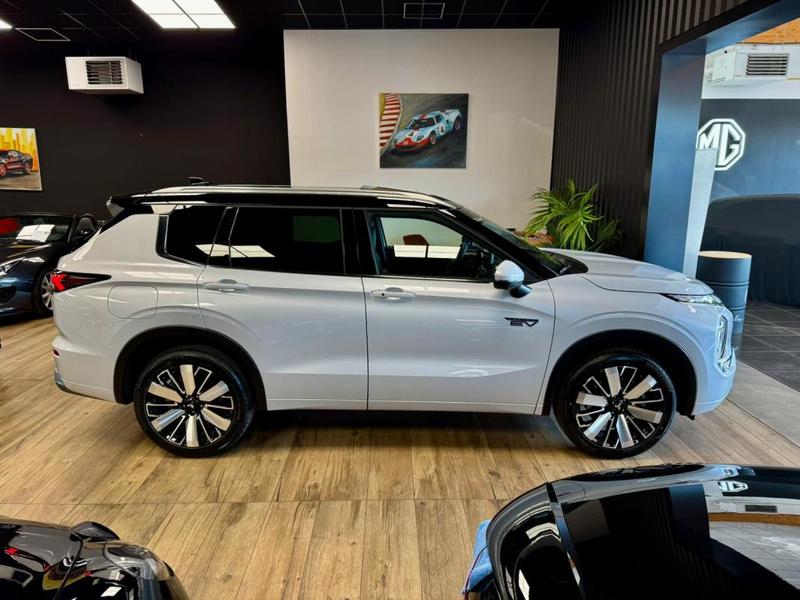 Mitsubishi Outlander Phev IV 2.4 Mivec 306 4wd Instyle