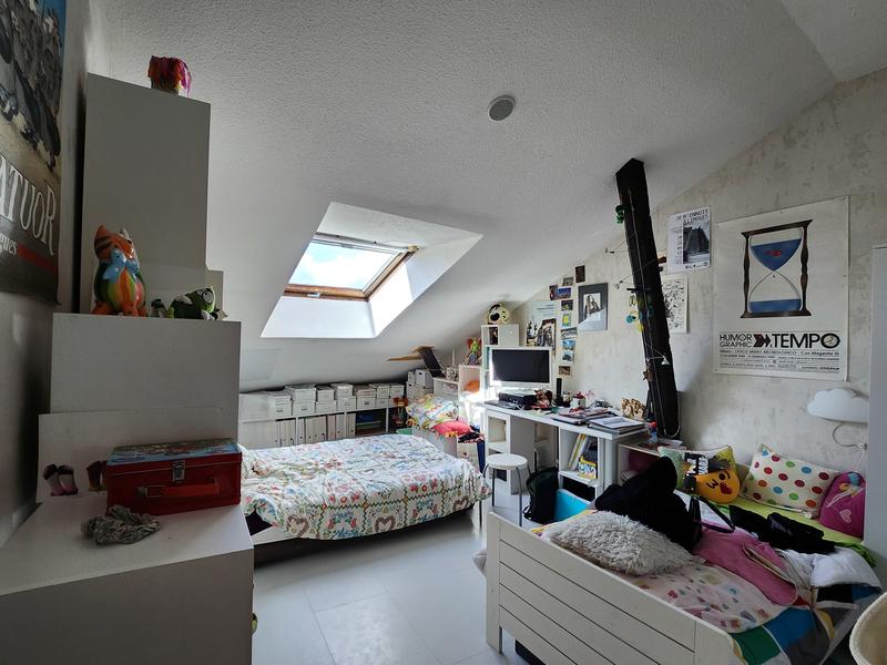 Appartement - 80 m² - 4 pièces