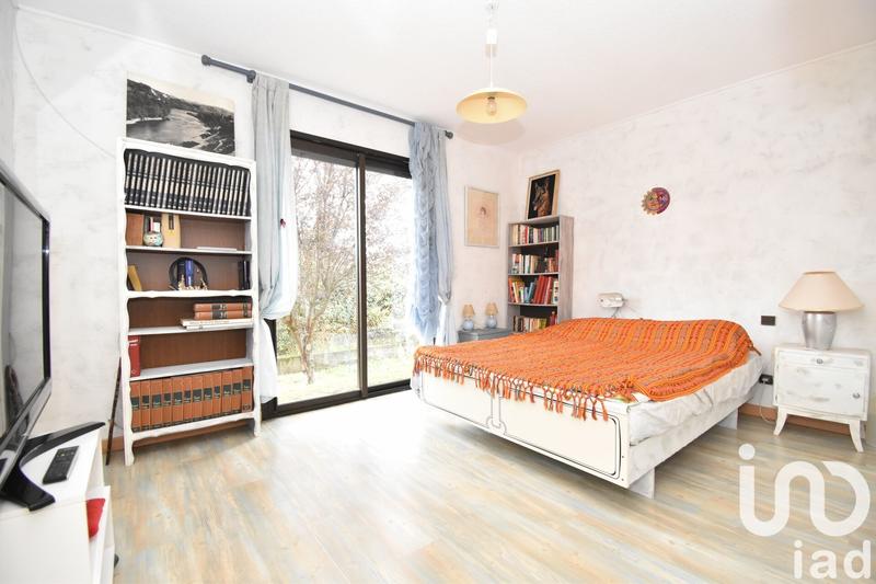 Maison - 177 m² - 7 pièces