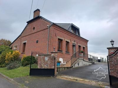 Maison - 150 m² - 7 pièces