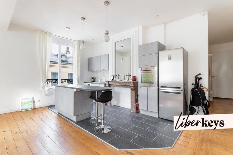 Appartement bourgeois - 66 m² - 2 pièces