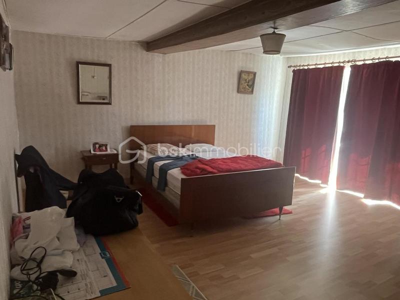 Maison traditionnelle - 120 m² - 7 pièces