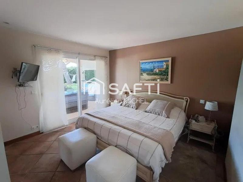 Maison - 258 m² - 7 pièces