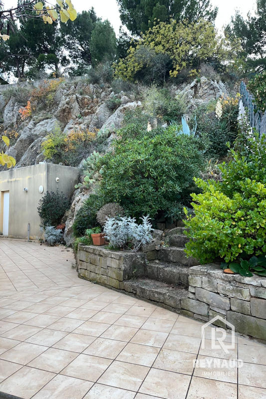 Appartement - 100 m² - 3 pièces