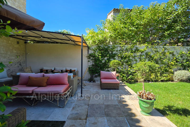 Maison - 102 m² - 4 pièces