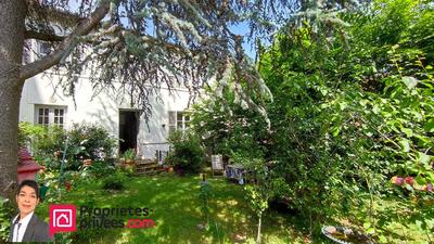 Maison - 200 m² - 10 pièces