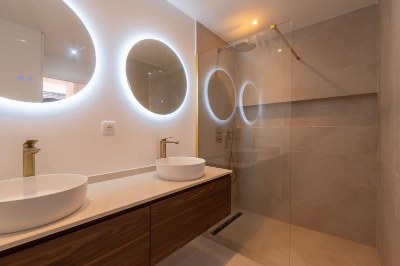 Appartement - 105 m² - 4 pièces