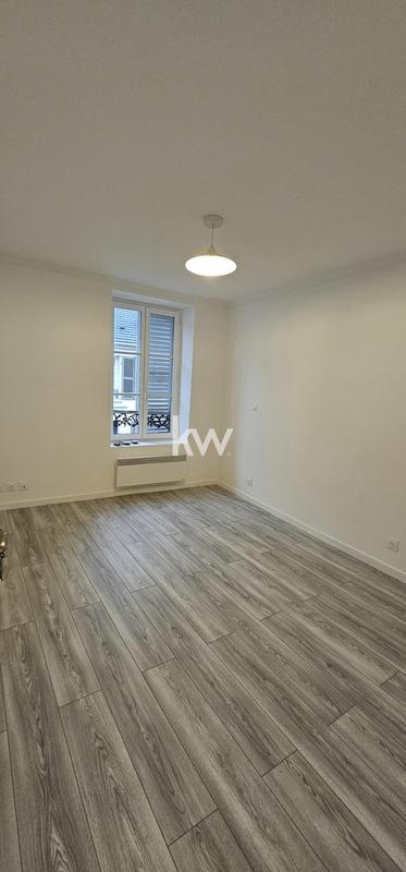 Corps de ferme - 245 m² - 9 pièces