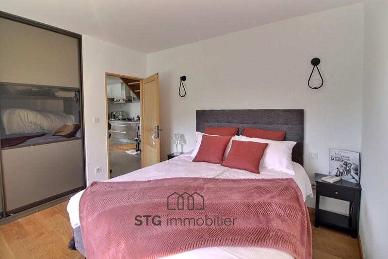 Maison - 185 m² - 5 pièces