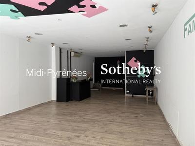 Local commercial - 77 m²