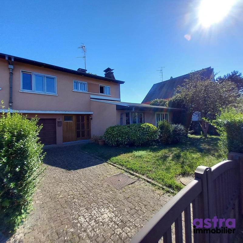 Maison - 140 m² - 5 pièces