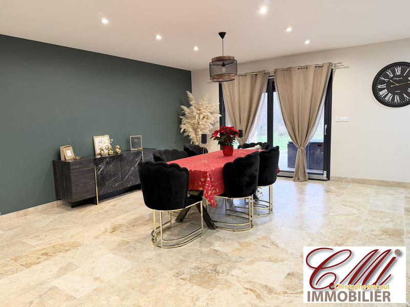 Maison - 150 m² - 5 pièces