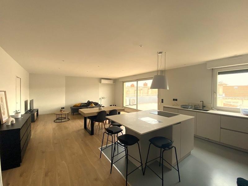 Appartement - 96 m² - 3 pièces