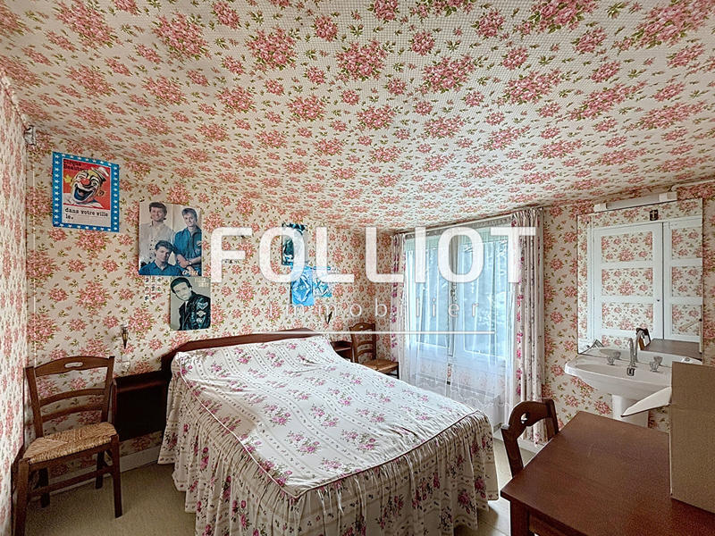 Maison - 90 m² - 5 pièces