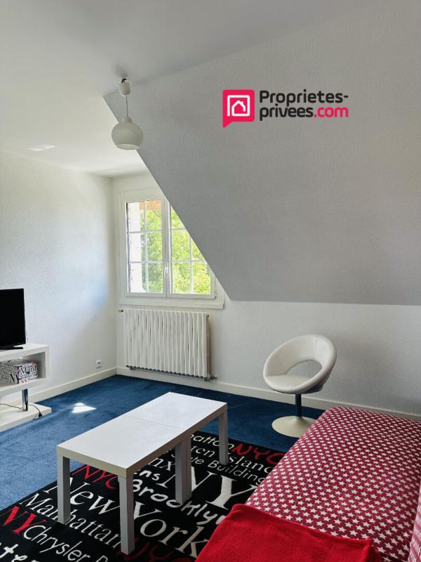 Maison - 280 m² - 10 pièces