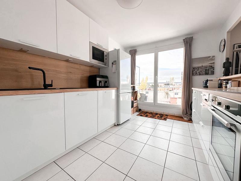 Appartement - 75 m² - 3 pièces