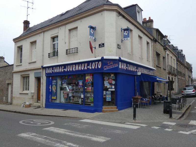 Fonds de commerce - Magasins - 127 m²
