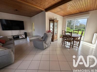 Maison - 85 m² - 5 pièces