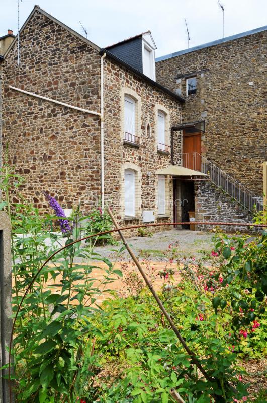 Maison en pierre - 88 m² - 5 pièces