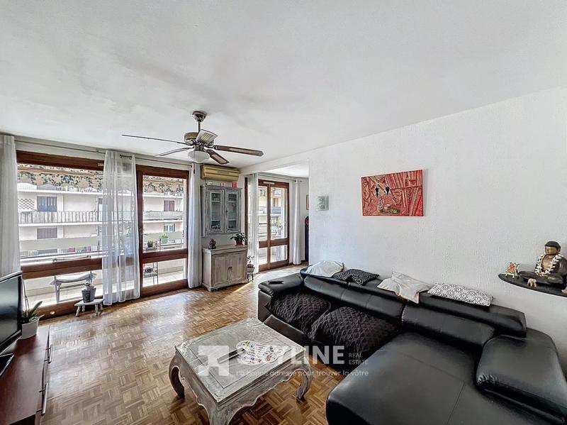 Appartement - 87 m² - 3 pièces