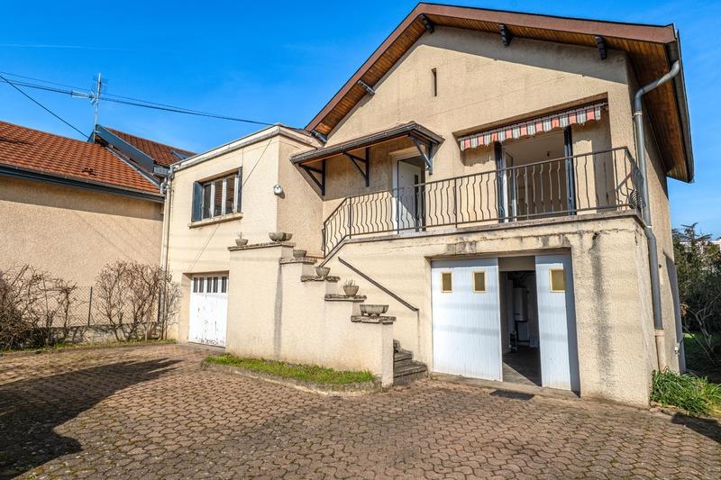 Maison - 130 m² - 6 pièces