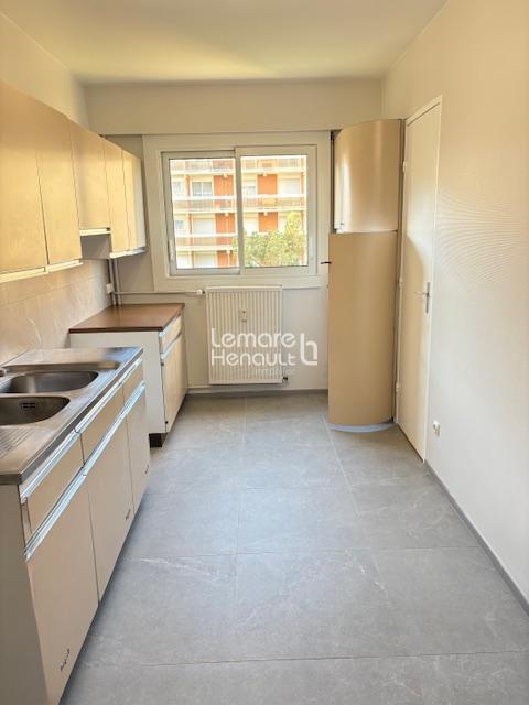 Appartement - 83 m² - 4 pièces