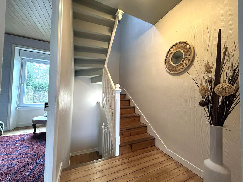 Maison - 104 m² - 5 pièces