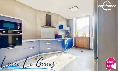 Appartement bourgeois - 137 m² - 3 pièces