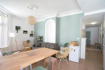 Appartement - 90 m² - 6 pièces